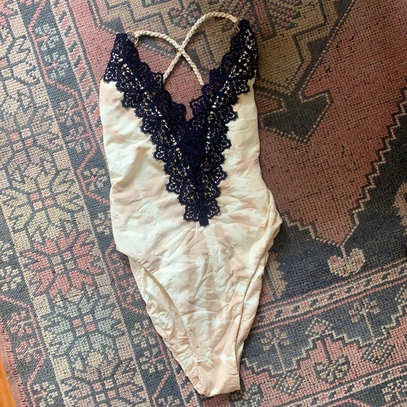 Blue Life Other - Blue life mirage tie dye lace one piece swimsuit